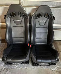 Ford Mustang Oem Recaro Black Leather seats 15-19