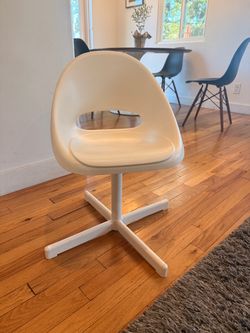 IKEA LOBERGET / SIBBEN Swivel Kids Chair