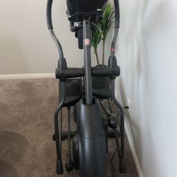 Schwinn 470 Elliptical