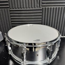Pearl Steel snare drum