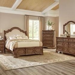 Queen Bedroom Set