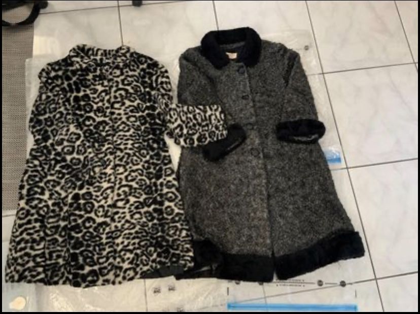 Vintage Coat. Ladies…the  One On Right  Is Avail. . $50 Small Size(long On A Petit Frame And Elbow Car Length On An Average Frame)