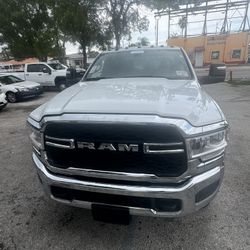 2023 Ram 3500