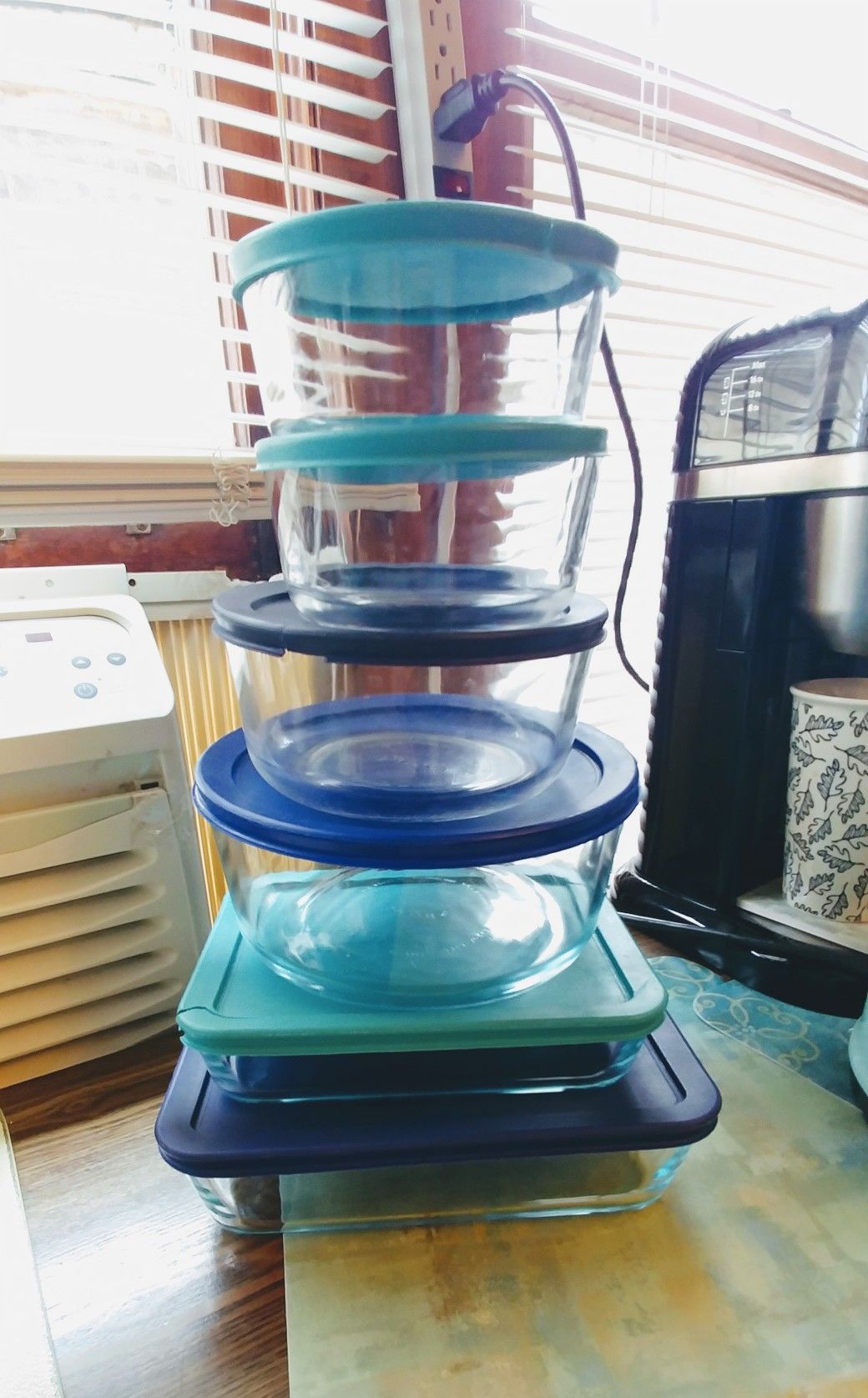 Pyrex containers