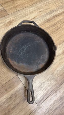 Lodge Cast Iron Skillet with Helper Handle (Needs Restore)