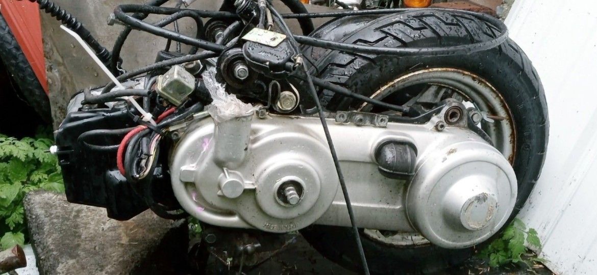 Yamaha Riva 80 Engine