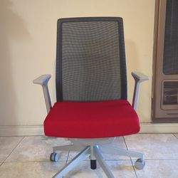 Haworth Very Red Mesh Office Chair