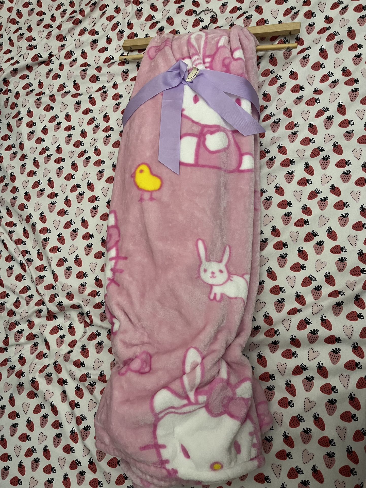 hello kitty blanket