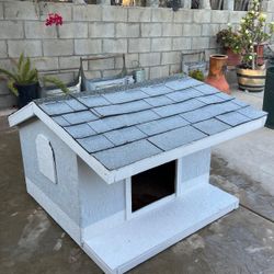 33 x 45 medium size dog house