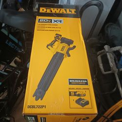 20v XR DeWalt Leaf Blower Kit