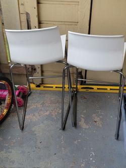Ikea Plastic white barstools