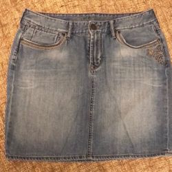 Eddie Bauer Embroidered Denim Skirt, Size 6