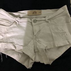 Hollister Women’s White Short Short Low Rise