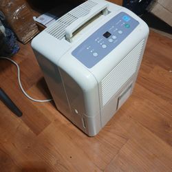 Gree  Dehumidifier 