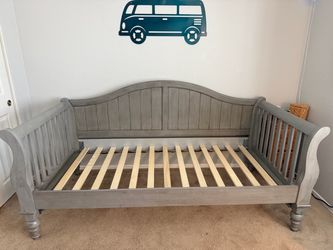 Solid Wood Twin Bed - Daybed Frame - Antique Grey (Excellent Condition)