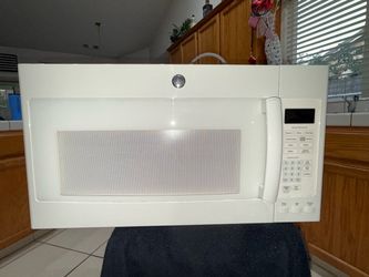 GE 1100W Over-Range Microwave