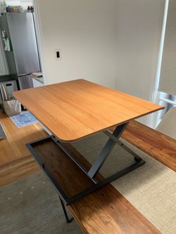 Branch Desk Riser