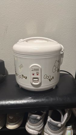 Hello Kitty Zojurushi rice cooker