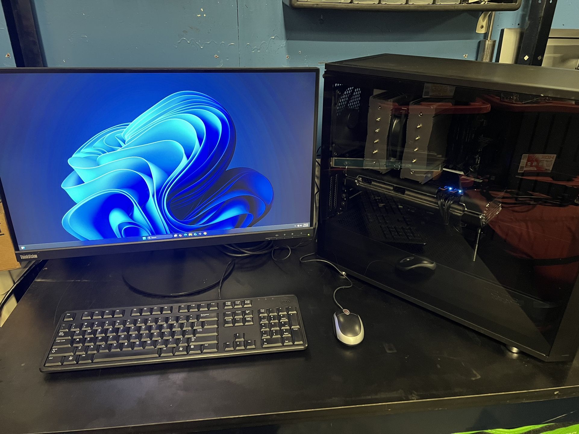 Intel core i9 9900K - XFX 5700XT - workstation Computer set up