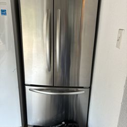 Refrigerator For Sale 