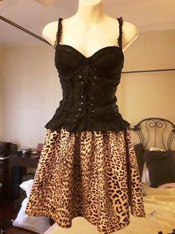 Leopard print mini skirt and black cotton corset, Sz. Sm.