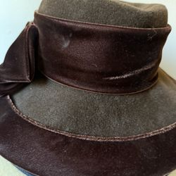 Woman’s Fashion Hat