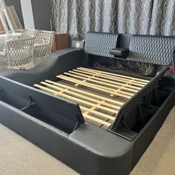 Transformer Bed (4 Colors Available) 🩵Bluetooth Speaker,cup Holder,storages,massage Chair 🪑 $49 Down☸️Not Credit Needed 🤍$49 Down