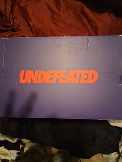 Brand new undefeated af1 low