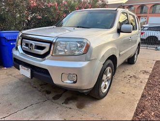 2011 Honda Pilot · EX-L w/Navigation Sport Utility 4D