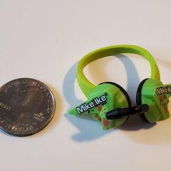 Novelty Minature Mike & Ike Gaming 1 1/2" X 2" Headphones  Display Toy