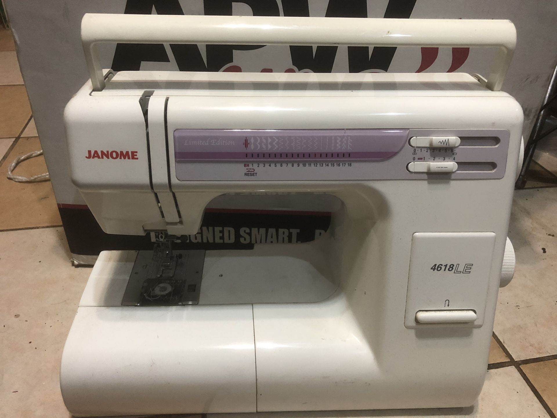 Janome limited edition sewing machine 4618LE for Sale in Houston, TX