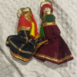 indian dolls and keychains