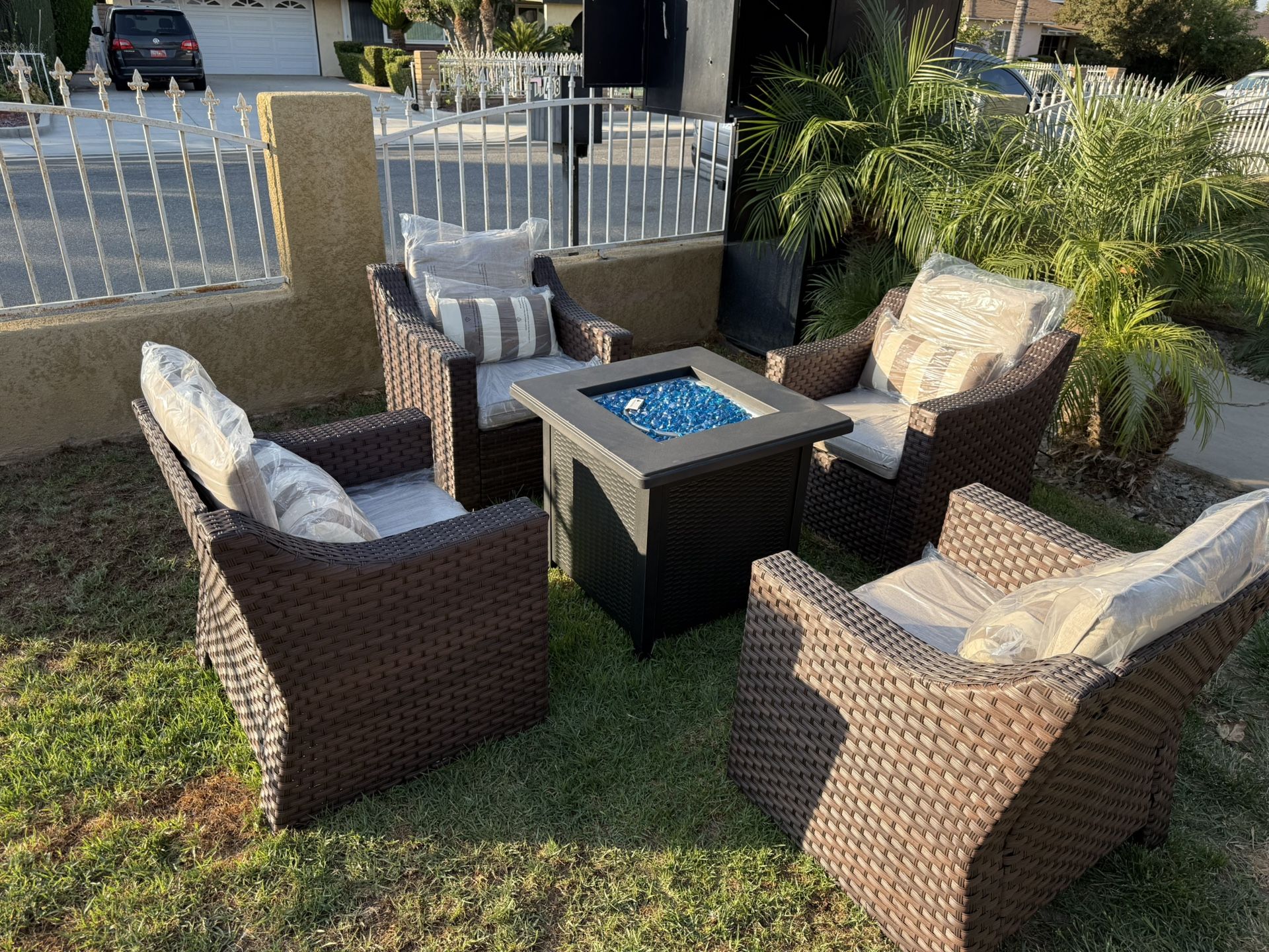 Brand New Patio Outdoor Furniture Set With Fire Pit