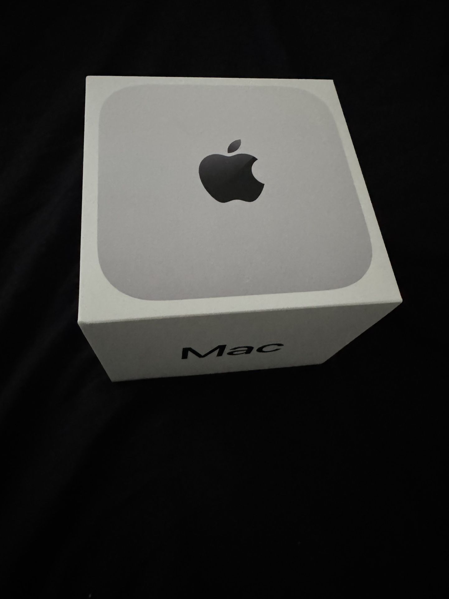 BRAND NEW UNOPENED MAC MINI M4. 16GB RAM. 256 SSD