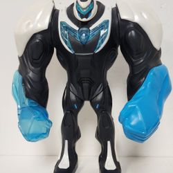 Max Steel Talking Turbo Strength Deluxe 11” Figure Mattel 2013 Lights Up