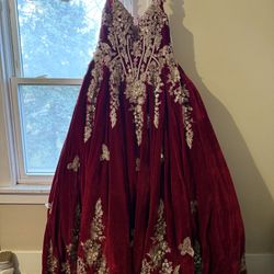 Princesa Ariana Vara Quinceañera Dress