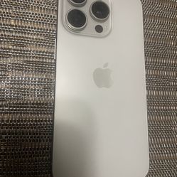 iphone 15 Pro Unlocked 