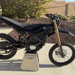 Surron Ultra bee 2026