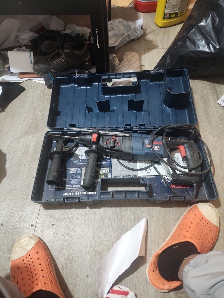 BOSCH SDS-PLUS HAMMER
