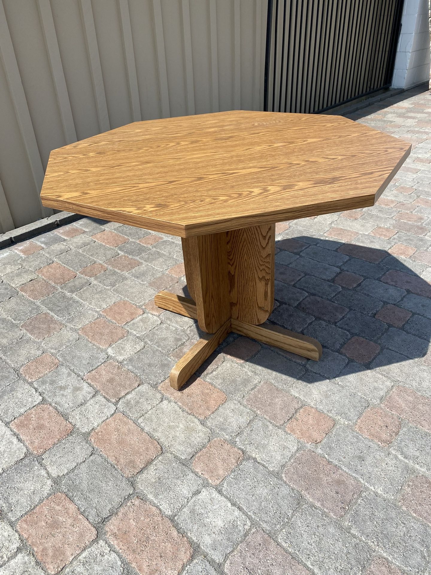 TABLE And CHAIRS
