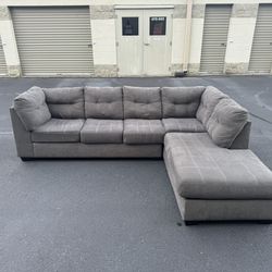 Gray Ashley Sectional 