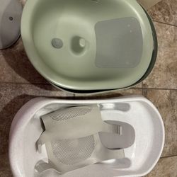 2 Baby Bath Tubs 