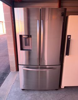 Samsung Stainless Steel Refrigerator And Freezer