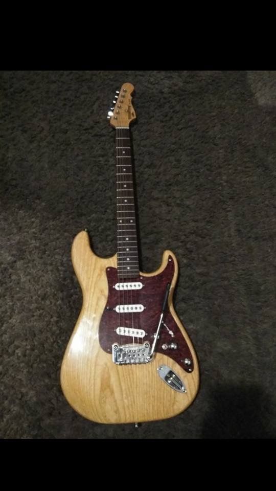 G&L Tribute