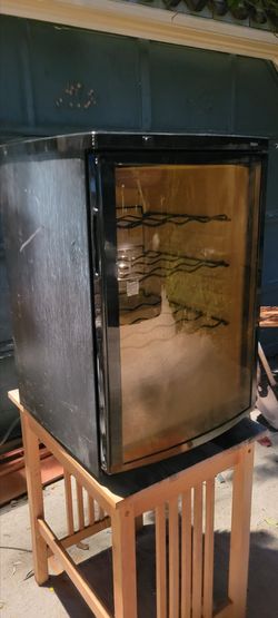 Wine Bar Fridge