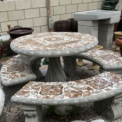 New Table With 3 Benches Made Out Of Cement And Tile 