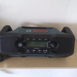 Bosch Stereo Bluetooth, Impact Drill, 8 Amp Battery,  2amp Batterry , Charger And. Case
