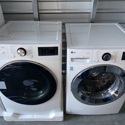 LG Washer And Electric Dryer 