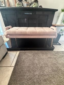 Tufted Upholstered Bench with Gold Legs