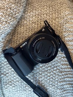 Sony ZV E10